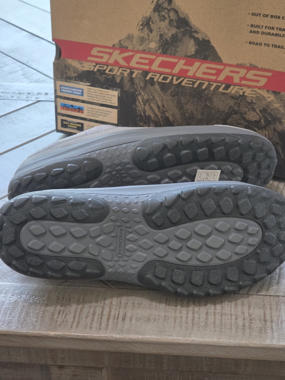 Skechers Auretta Quilted Clogs Gray Memory Foam Women’s 9 NWT - Picture 8 of 8